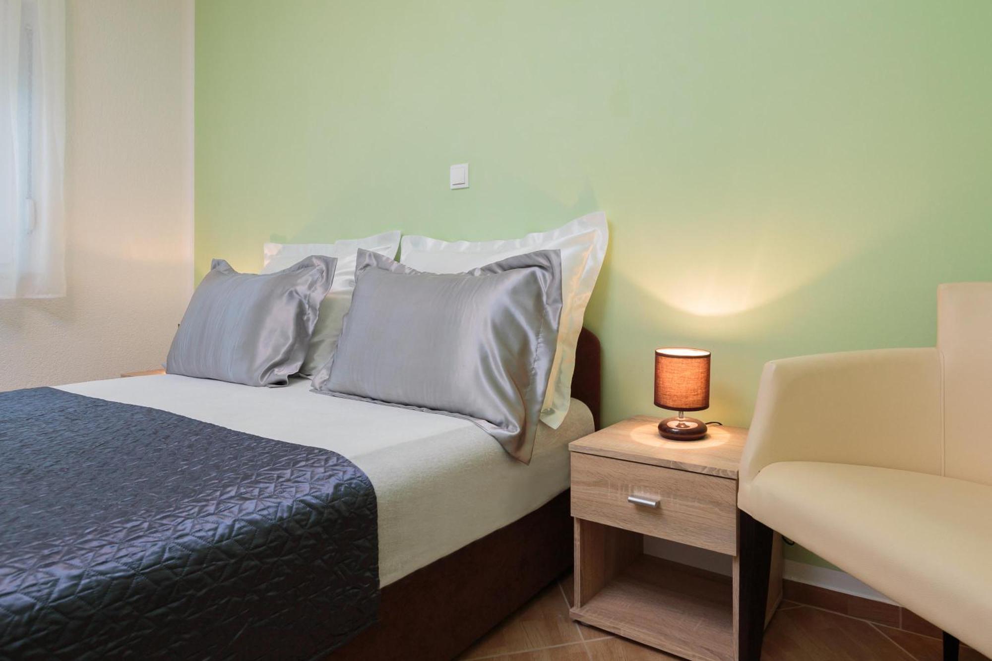 Apartment Krzelj Трогир Номер фото