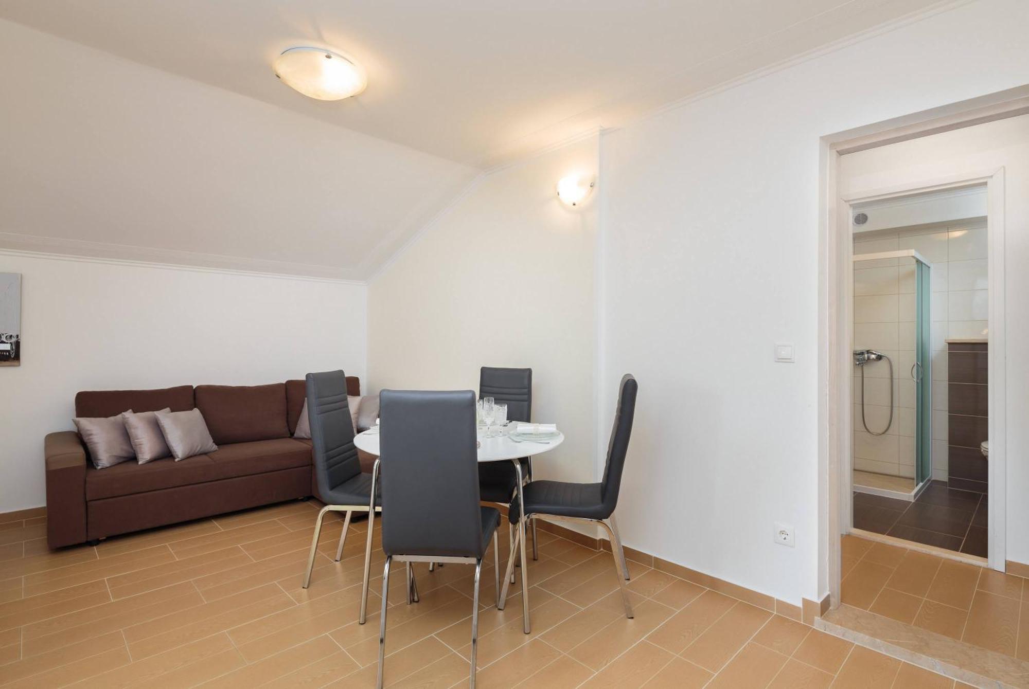 Apartment Krzelj Трогир Экстерьер фото