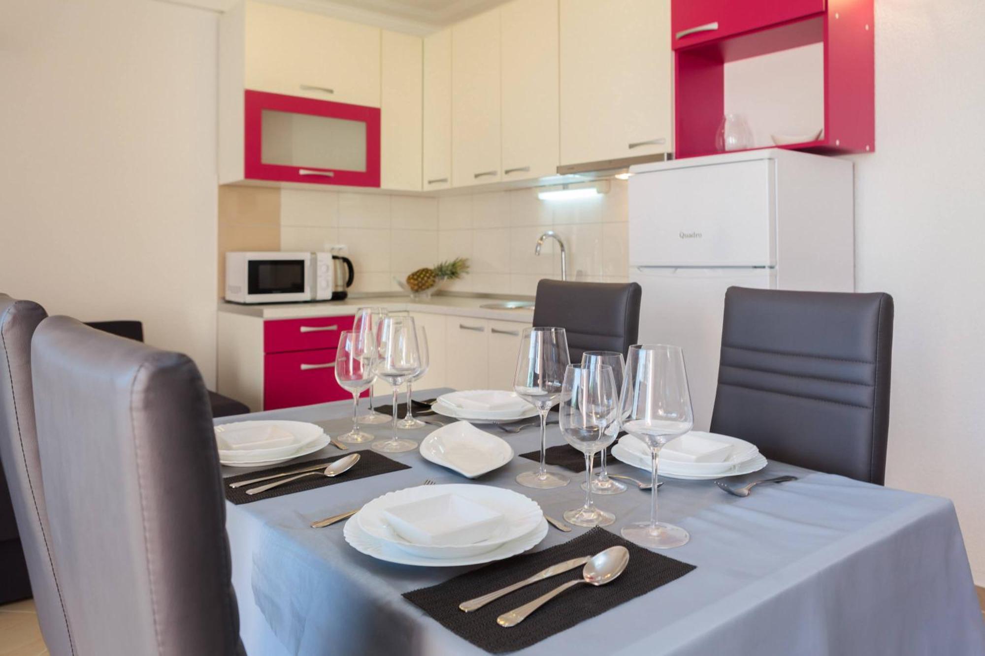 Apartment Krzelj Трогир Экстерьер фото
